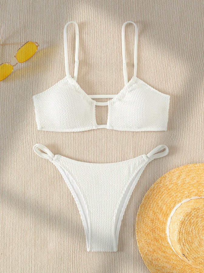 Minimalist White: Bikini 2 piezas de baño con textura color blanco