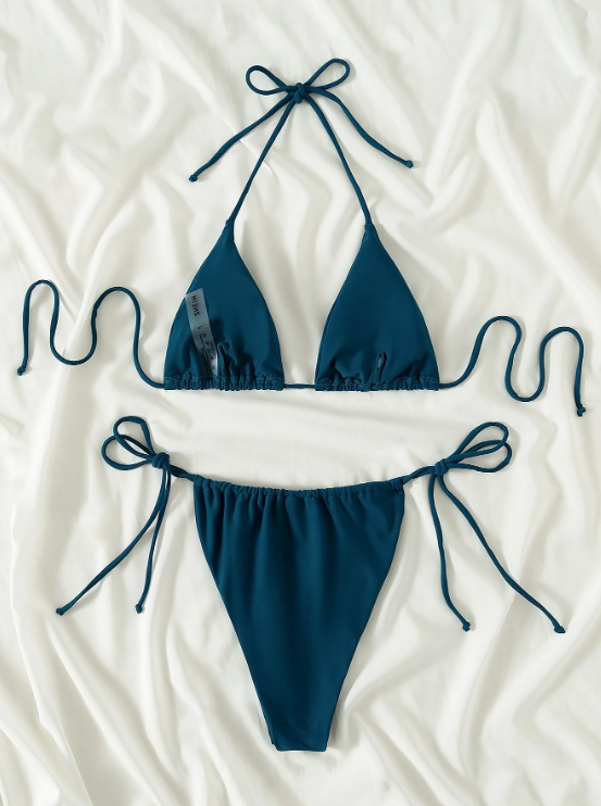 Ola Esmeralda: Bikini Halter de Corte Alto y Tanga