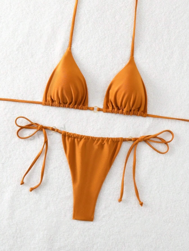 Desert Rose: Bikini 2 piezas con sujetador halter y bottom de tanga con pitas laterales