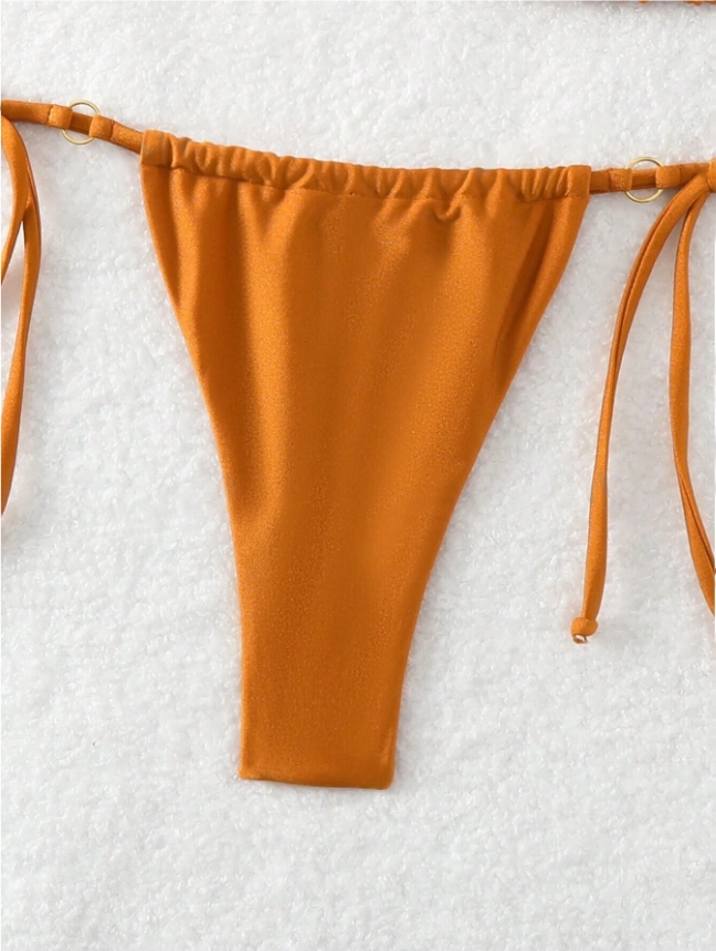 Desert Rose: Bikini 2 piezas con sujetador halter y bottom de tanga con pitas laterales