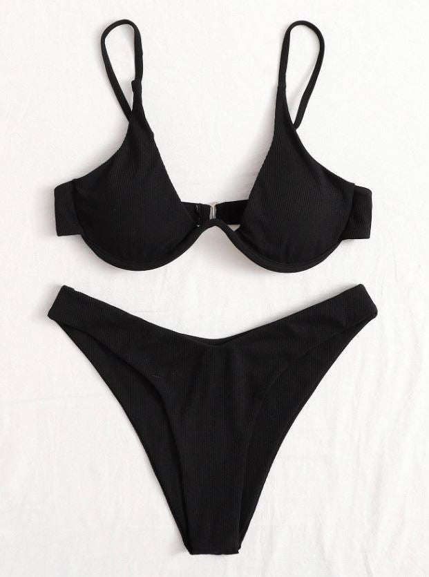 Mystic Black: Bikini 2 piezas de pierna alta con aro de canalé, push up