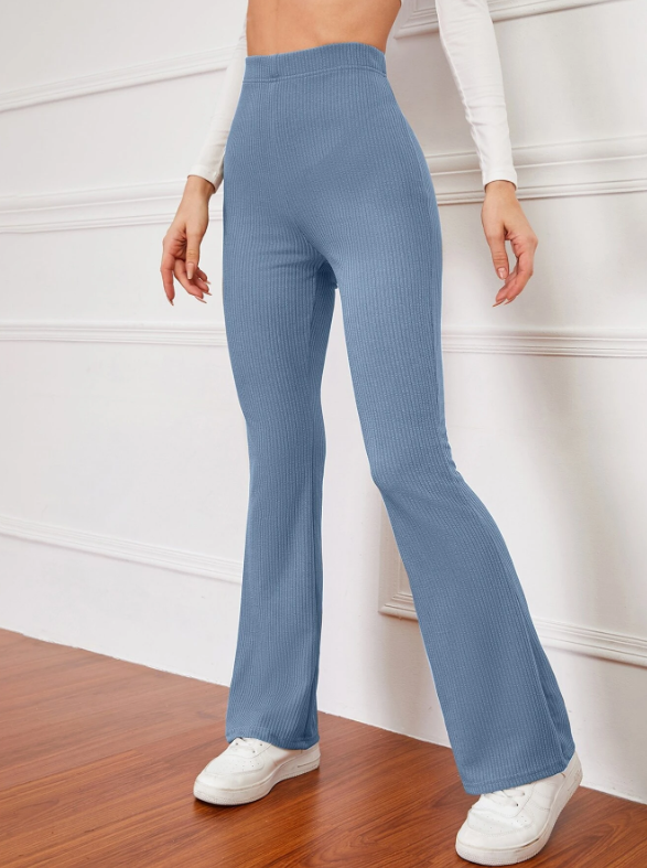 Pantalones acampanados de talle alto tejido de canalé