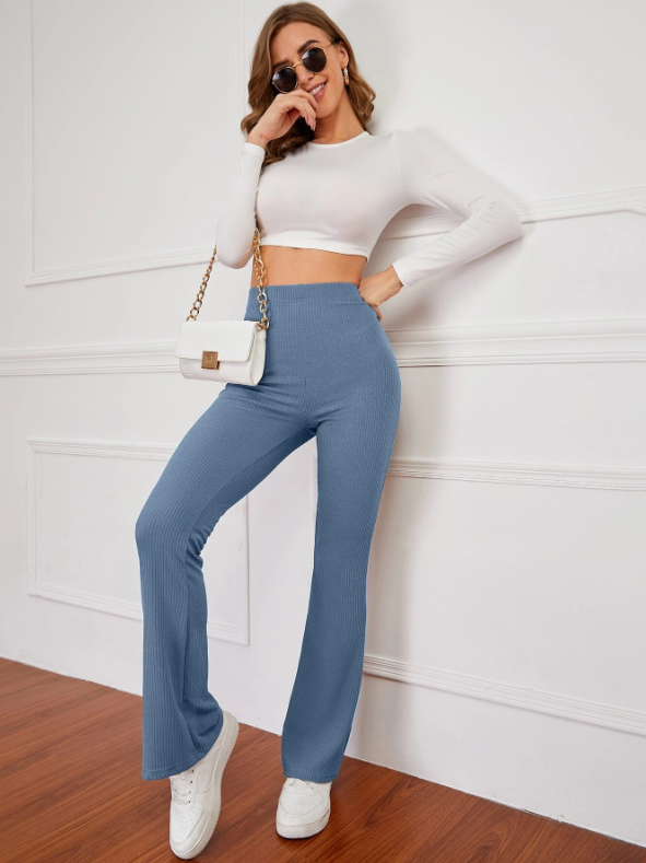 Pantalones acampanados de talle alto tejido de canalé