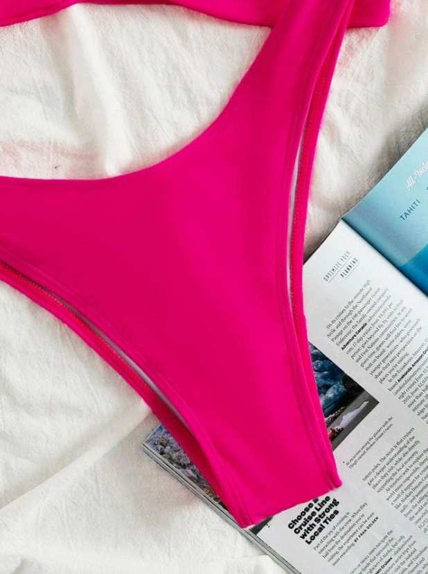 FuchsiaFinesse: Bikini 2 piezas strapless con diseño con nudo
