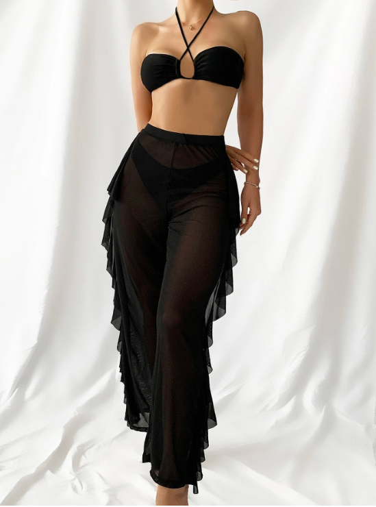 Midnight Mirage: Bikini 3 piezas halter corte alto con pantalones cover up