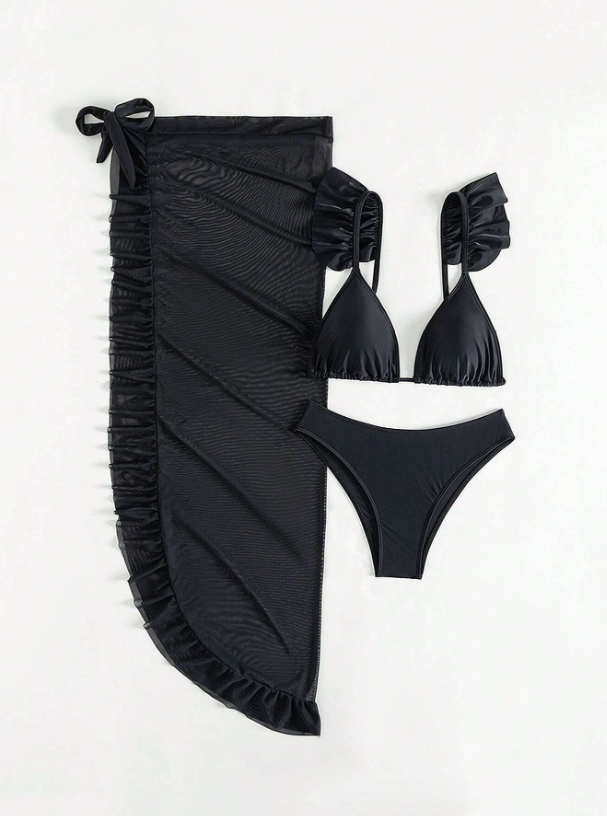Ebony Elegance: Bikini 3 piezas con top de vuelos y falda de playa color negro