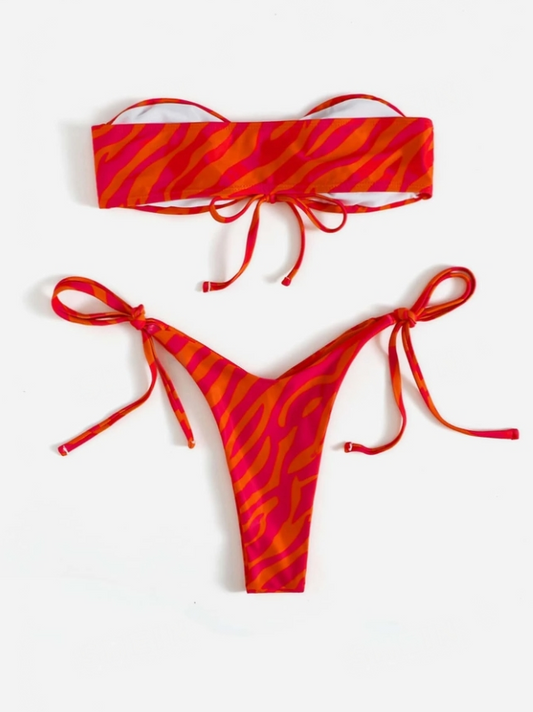 Red Zebra Bliss: Bikini 2 piezas corte alto con lazo estampado de zebra