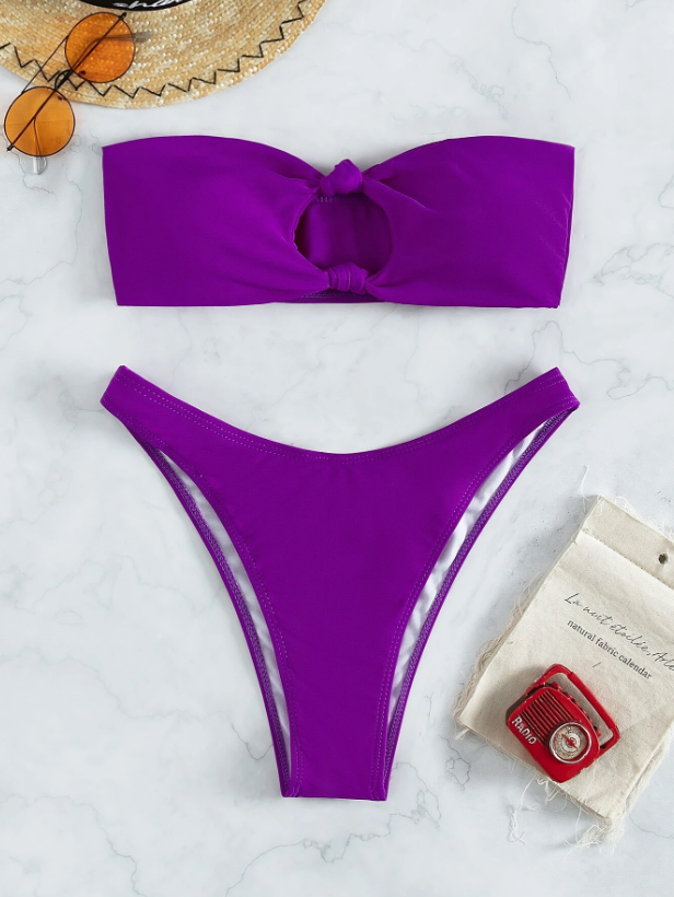 Violet Beach Bliss: Bikini 2 piezas  strapless con diseño con nudo