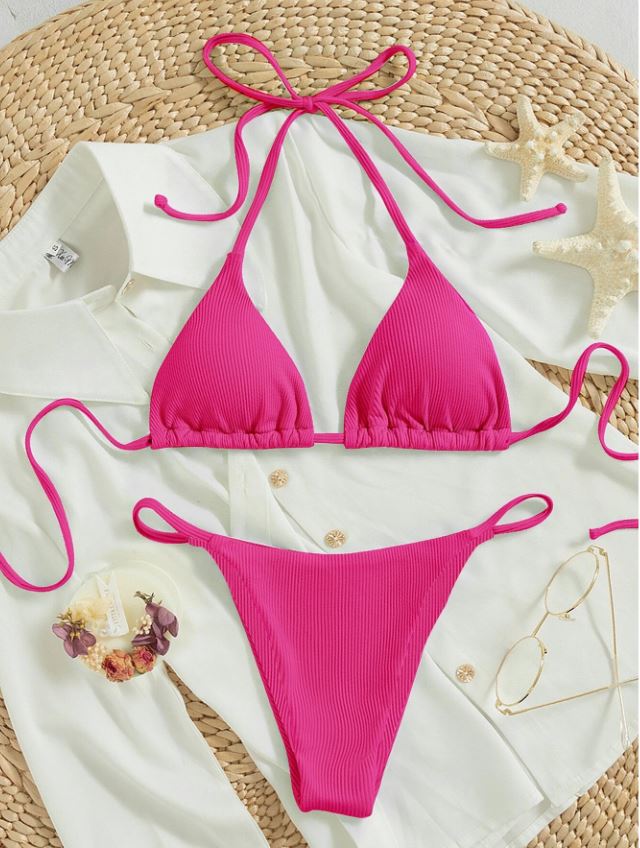 FuchsiaGlam: Bikini 2 piezas  triángulo halter de canalé con cordón trasero